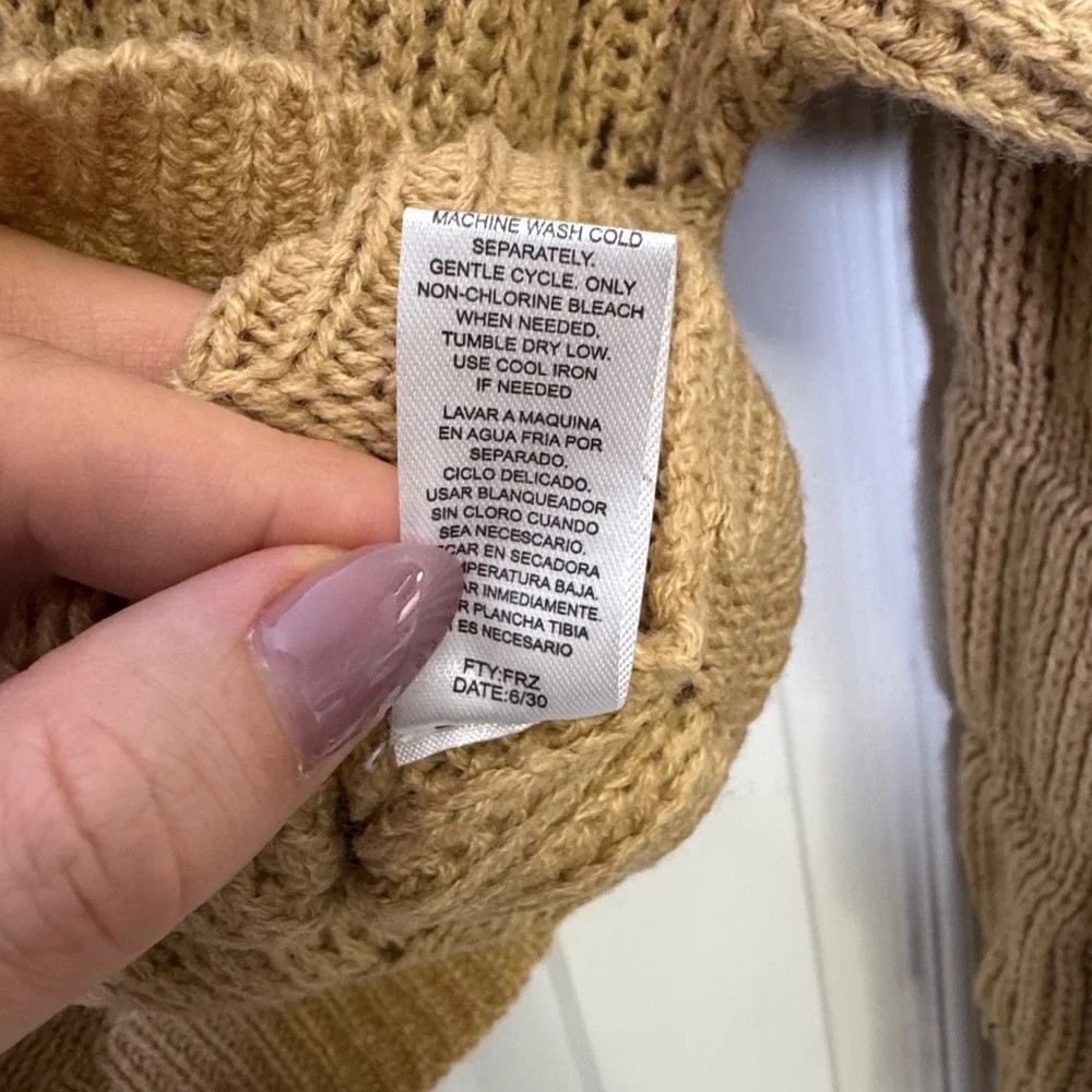 FCT With Love Camel Ribbed Knit Cropped Turtleneck Sweater Size Small - Picture 6 of 7